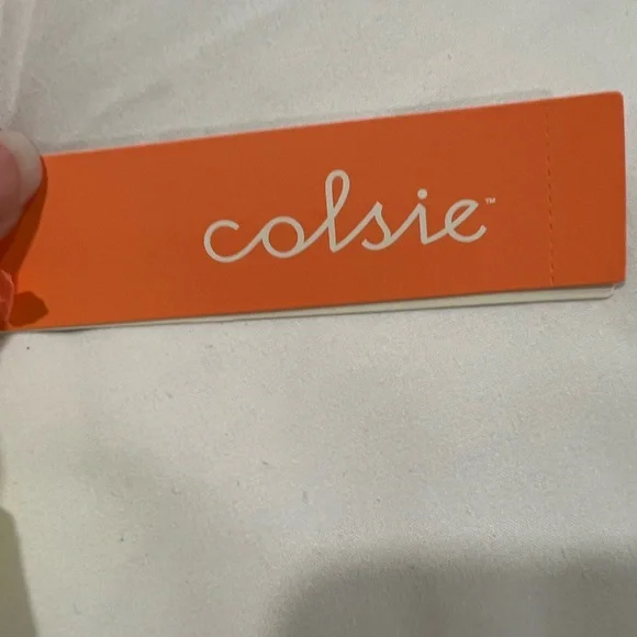 Womens Colsie bralette Size Medium NWT Lemon yellow and pink no wire mesh - Picture 4 of 7